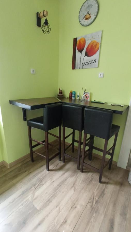Apartment Kiki Novi Sad Esterno foto